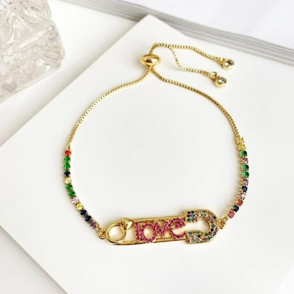 Mandi love bracelet